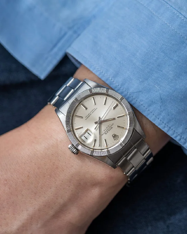 Rolex Oyster Perpetual Date 1501 Silver Dial with Riveted Bracelet