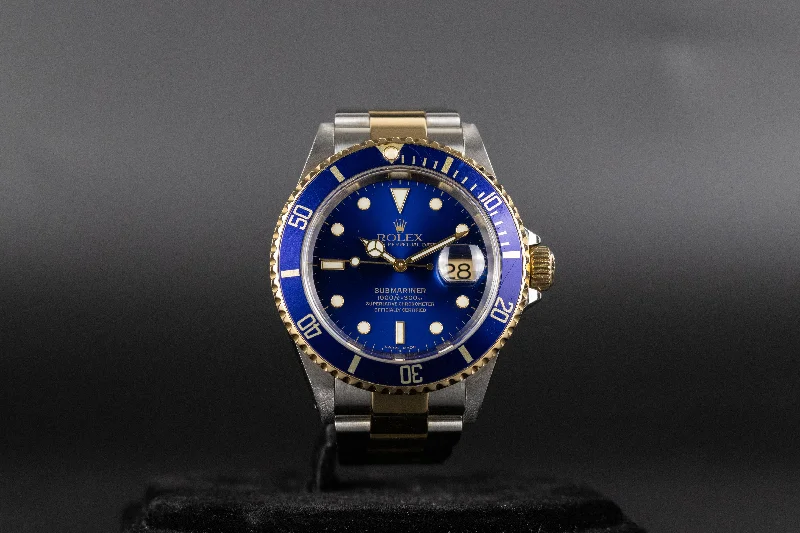 Rolex<br>16613 Submariner SS/18k Blue Dial