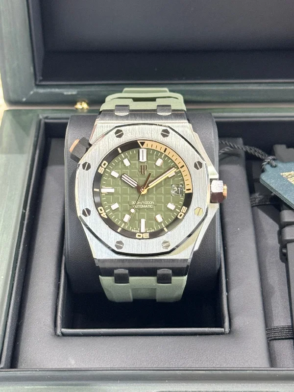 2023 Audemars Piguet Royal Oak Offshore Diver 15720ST